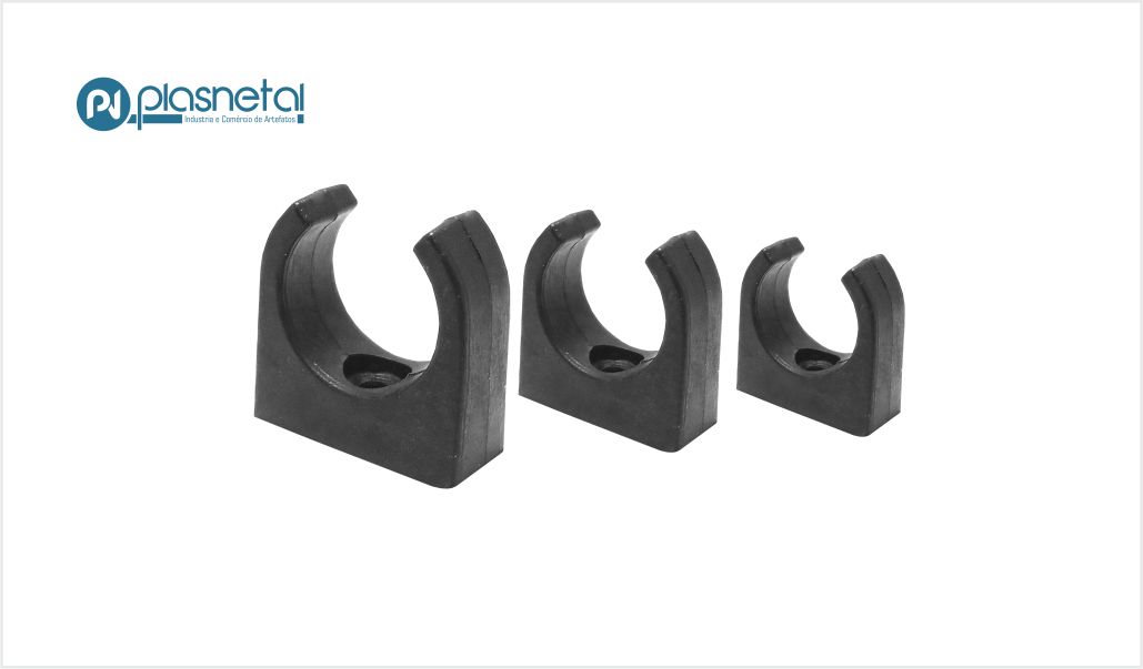 ABRAÇADEIRA PLASNETAL PVC TP U 25MM PR C/100