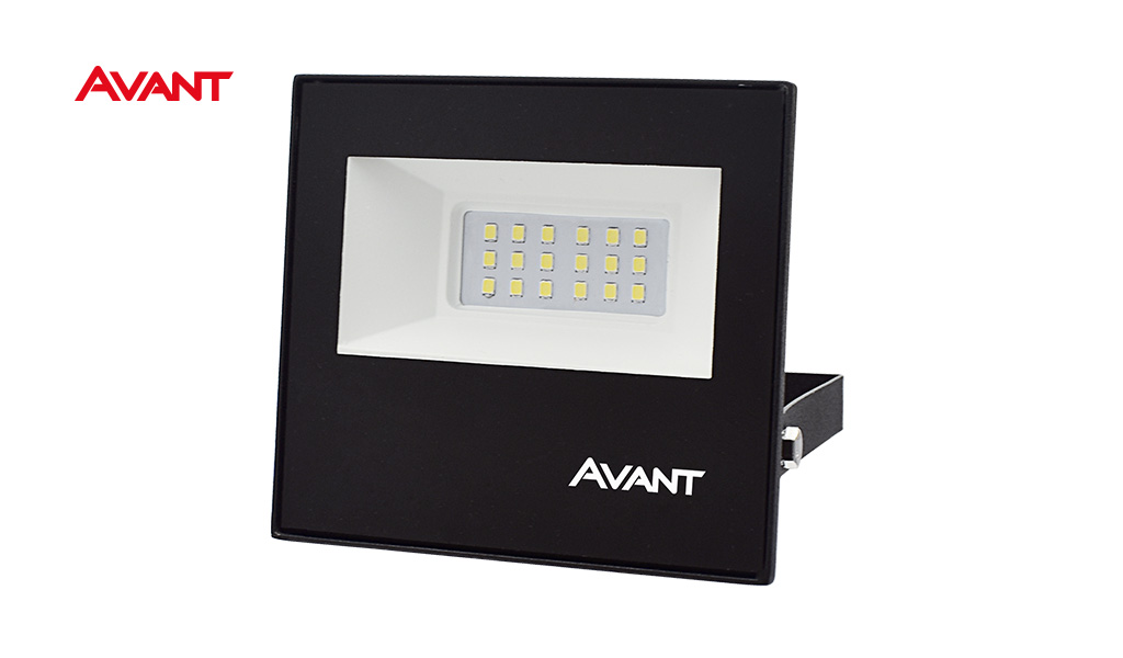 REFLETOR AVANT LED SLIM  20W ALUMINIO PRETO - COM LUZ BRANCA 6500K - 1.500 LUMENS