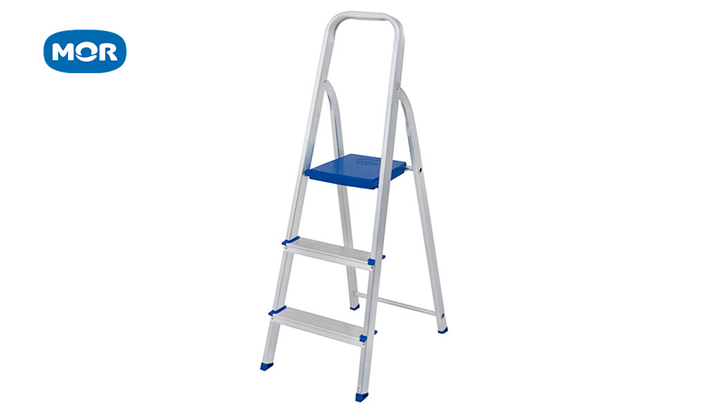 ESCADA MOR DOMESTICA DE ALUMINIO 3 DEGRAUS 1,12M
