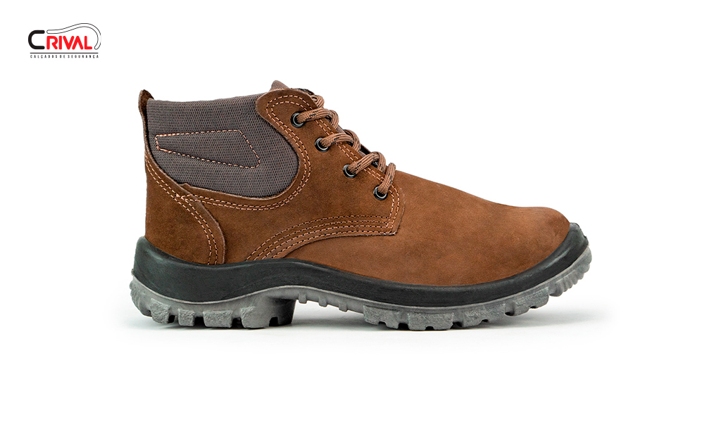 BOTA CRIVAL ACOLCHOADA C/BICO C/CADARCO N°44 CAFE