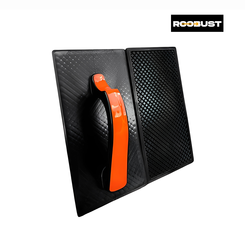 DESEMPENADEIRA ROOBUST PLASTICO ESTRIADA 17X30CM PRETA