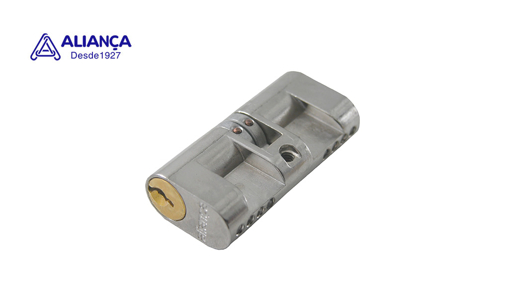 CILINDRO ALIANCA ROSCADO DIREITA/ESQUERDA - PARAFUSAVEL C400 48MM CROMADO